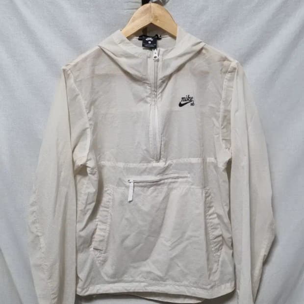 나이키 SB 바람막이 아노락 S