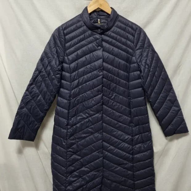 써스데이아일랜드 경량 패딩 코트 M