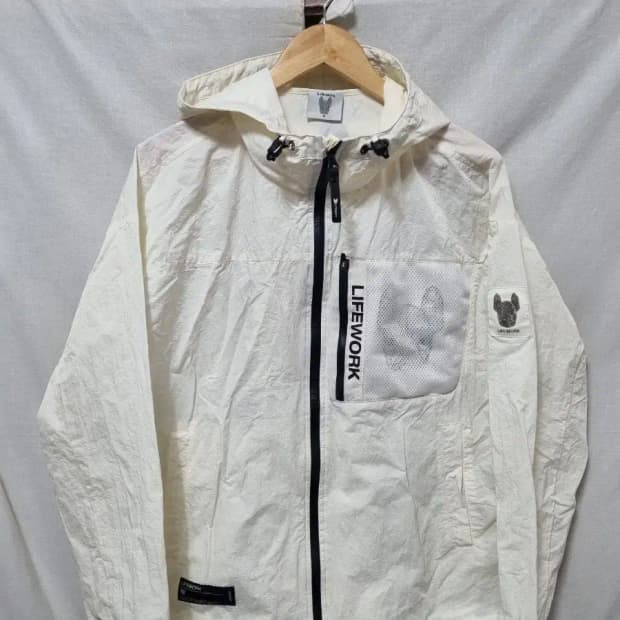 라이프워크 화이트 후드 바람막이 자켓 M