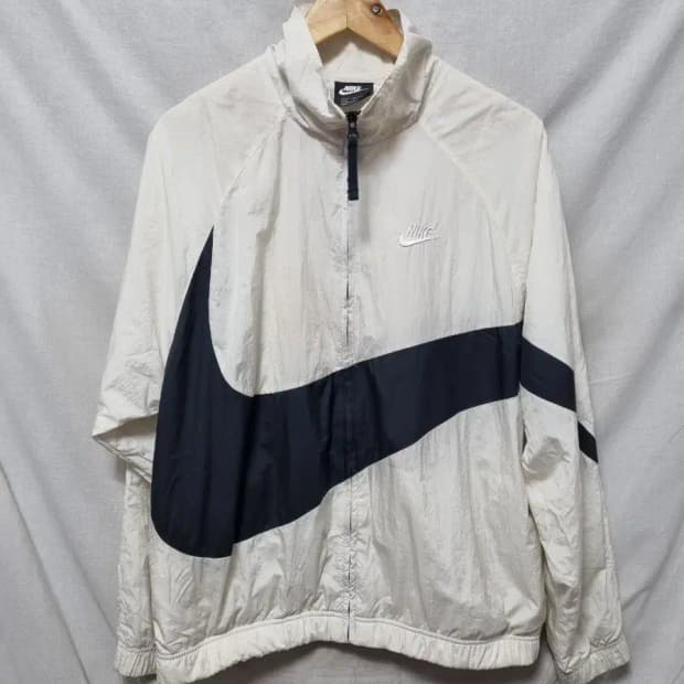 나이키 빅스우시 바람막이 M