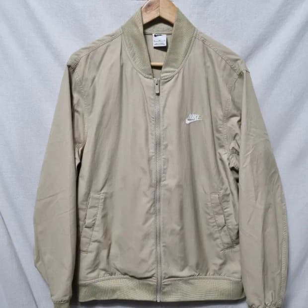 나이키 봄버 자켓 105