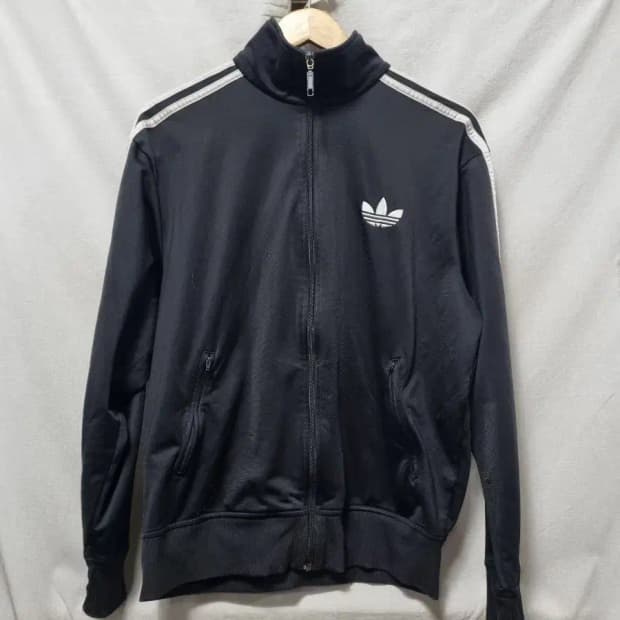 아디다스 블랙 삼선 트랙탑 105