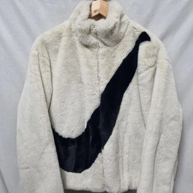 나이키 빅스우시 퍼 자켓 L