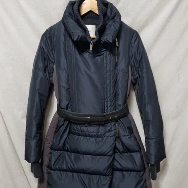 구호 벨트 패딩 점퍼 90