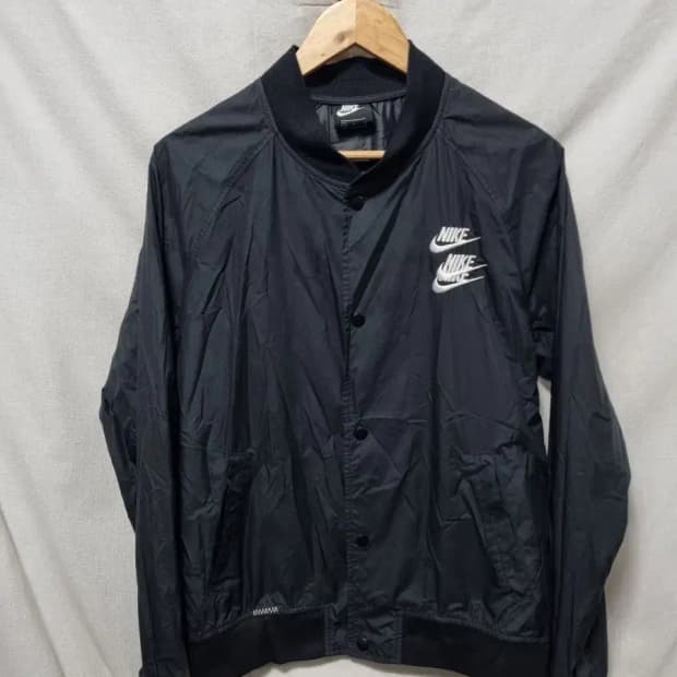 나이키 더블스우시 바람막이 자켓 M