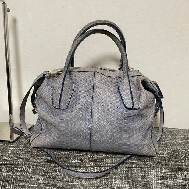 토즈 뱀피 토트백 겸 숄더백 정품