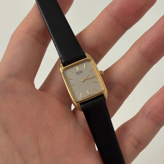 1980s Gold Tank Ladies Quartz