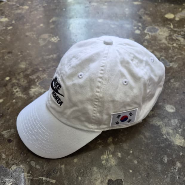 나이키 한정판 헤리티지86 코리아 태극기 볼캡 화이트 박재범모자