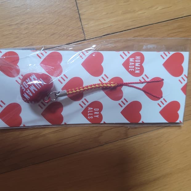 휴먼메이드 하트 벨 스트랩 레드