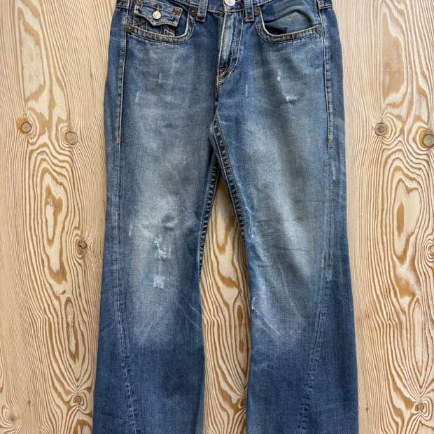 트루릴리젼 조이 빅 T 부츠컷 데님 팬츠