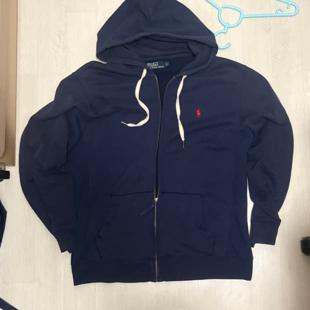 폴로 후드집업