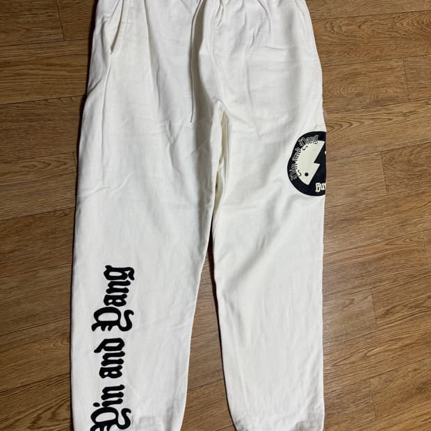 인앤양 스웻팬츠 화이트 M