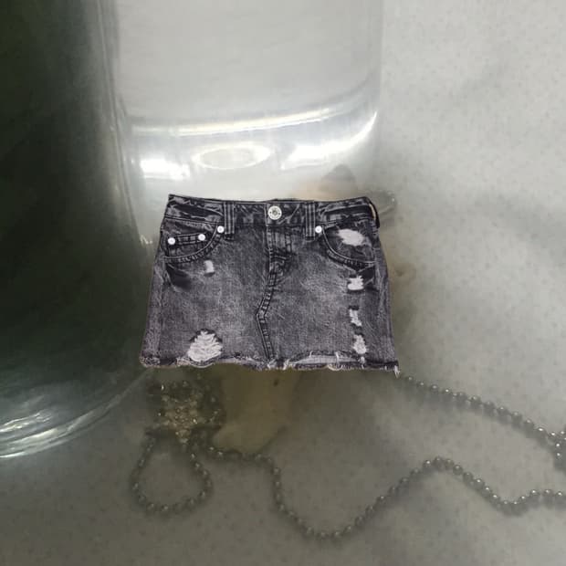빈티지 로우라이즈 비대칭 디스트로이드 데미지 워싱 y2k 미니 스커트