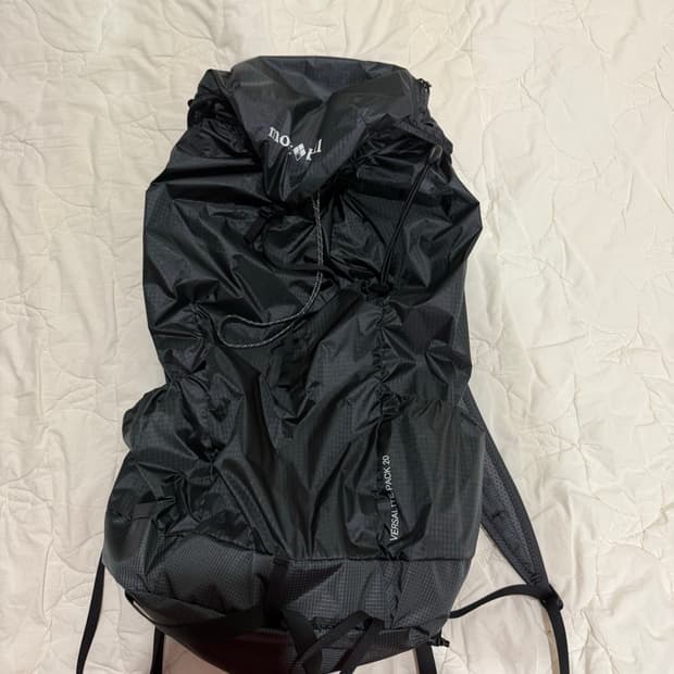 몽벨 버라사이트 20L 다크그레이 