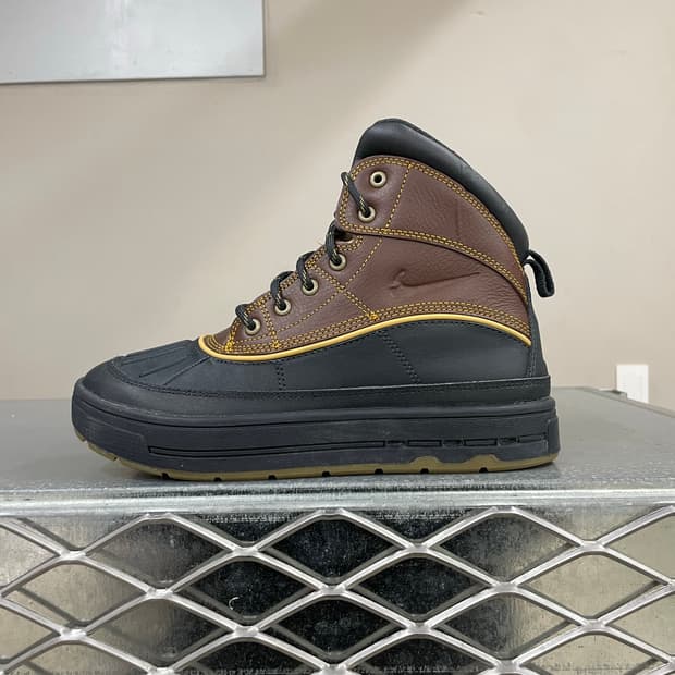 나이키 ACG 우드사이드2 부츠 240