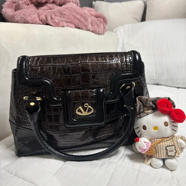 [이태리산] 비제바노(Vigevano)천연가죽 악어패턴 핸드백