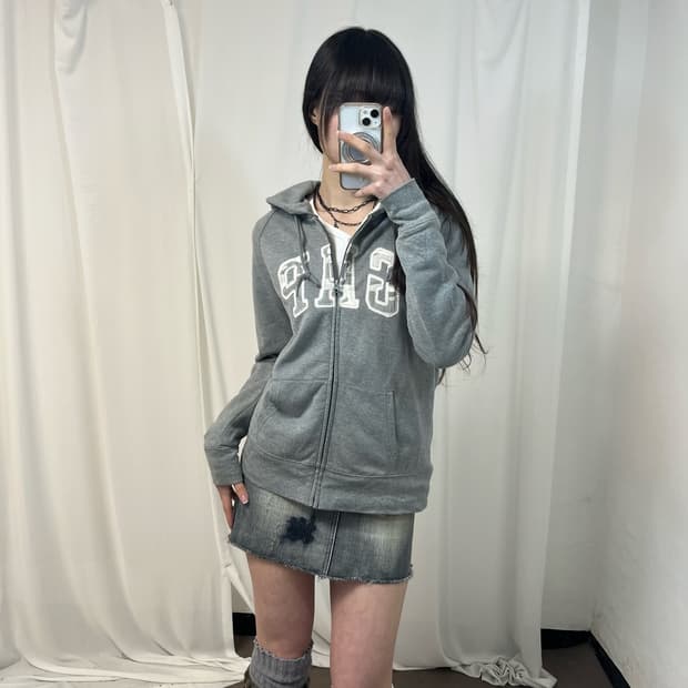 Gap grey zip-up hoodie