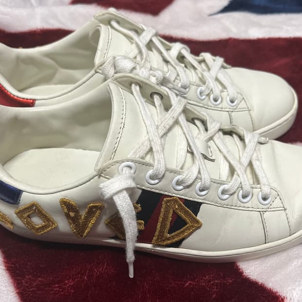 구찌 에이스 러브드 자수 스니커즈 37 정품