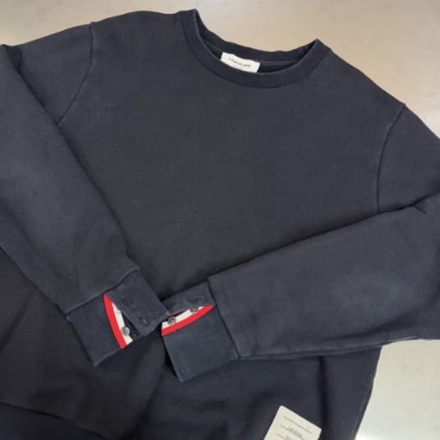 THOM BROWNE 클래식 맨투맨 네이비 사이즈 4