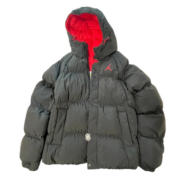 조던 에센셜 푸퍼 자켓 블랙