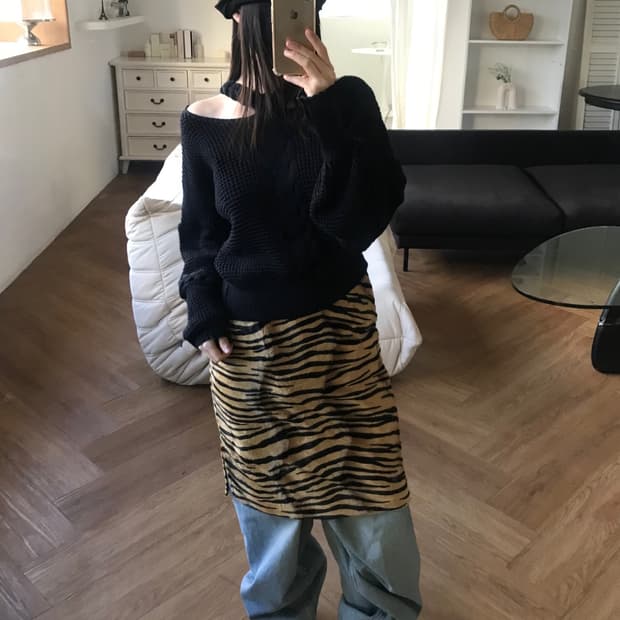  vintage velvet pattern skirt (25inch)