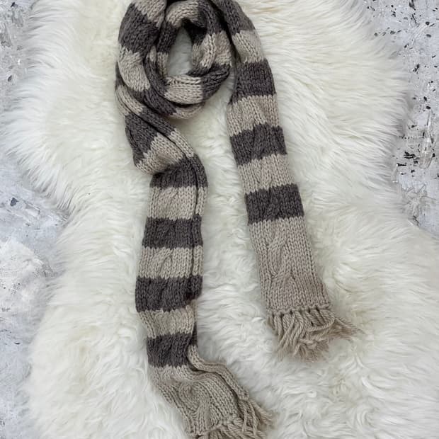 라떼 스트라이프 울 머플러