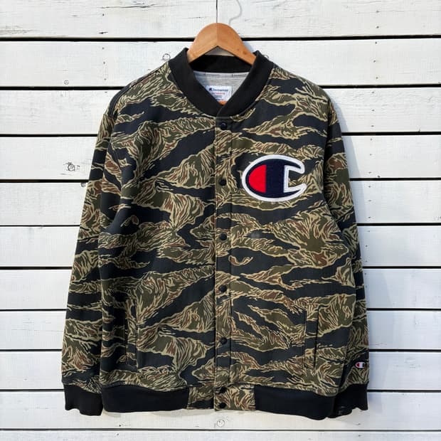 Supreme x Champion 슈프림 x 챔피온 카모 자켓