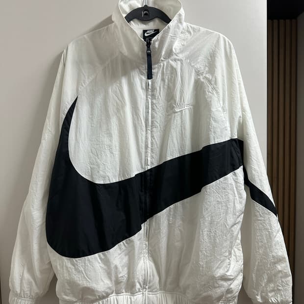 나이키 빅스우시 바람막이 XL 화이트/블랙