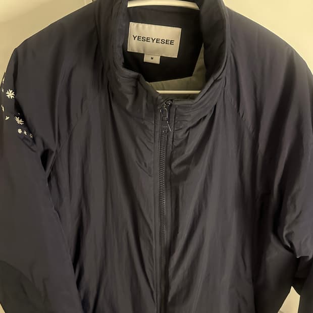 예스아이씨 프리마로프트 자켓 네이비