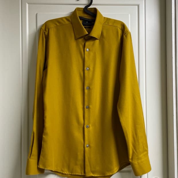 랑방 머스타드색 셔츠