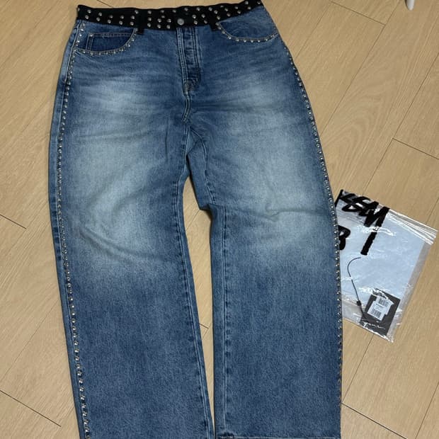 [36] 스투시 웨일즈보너 스터드 진 워시드 블루