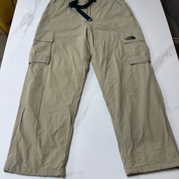[88] 노스페이스 카고 웜 팬츠 베이지