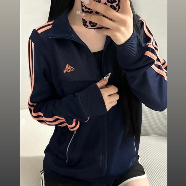 ADIDAS 00’s 빈티지 트레이닝 자켓 / Women 95