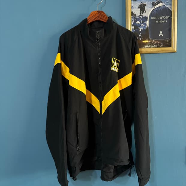 00’s U.S Army APFU Jacket.