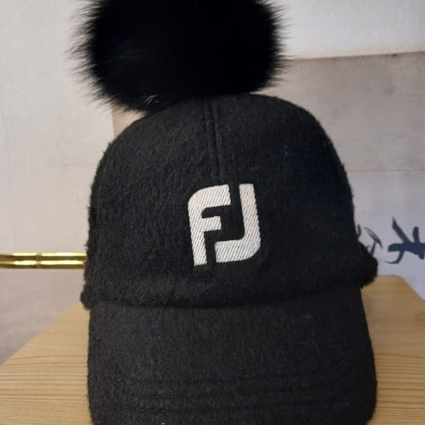 풋조이 정품 여성 폼폼이 모자 free 사이즈