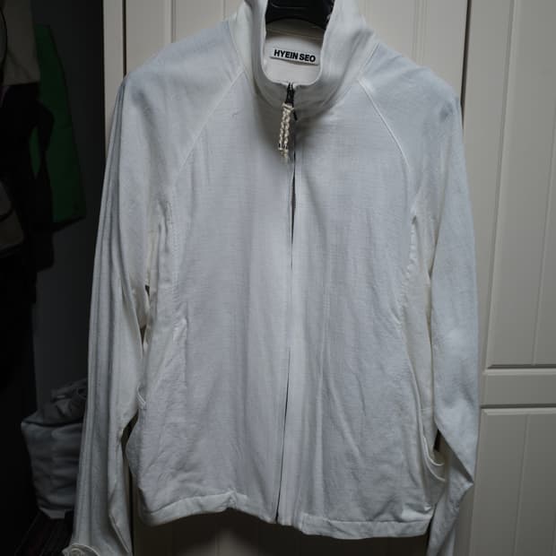 Hyein seo trim zip up