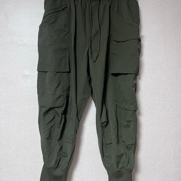 Y-3 카키 카고 조거 팬츠