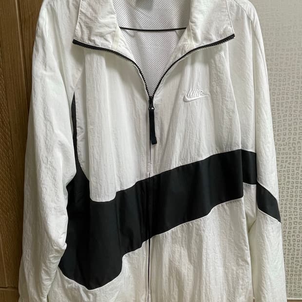 나이키 빅 스우시 우븐 자켓 화이트