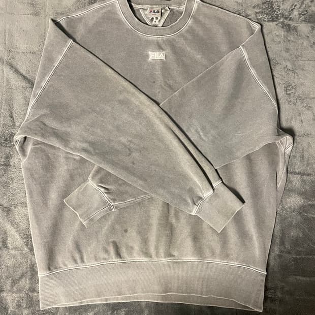 휠라 오버핏 맨투맨