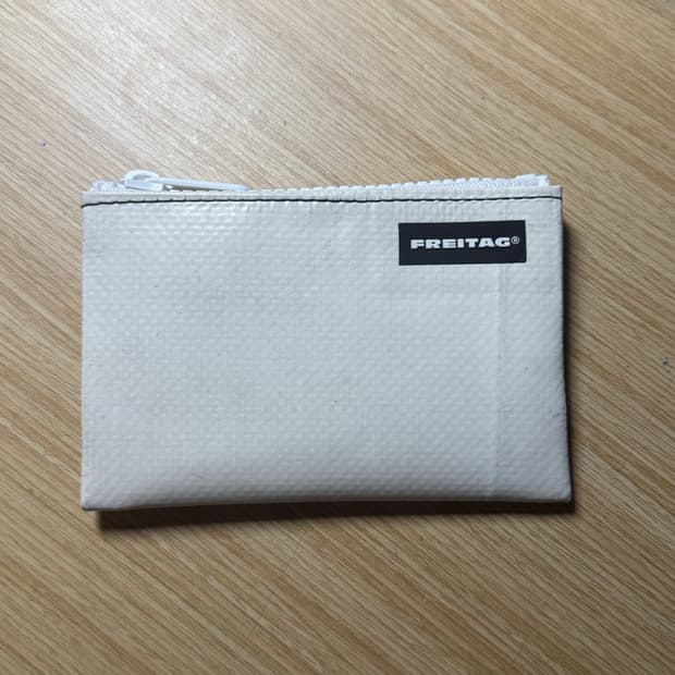 프라이탁 블레어 올화이트