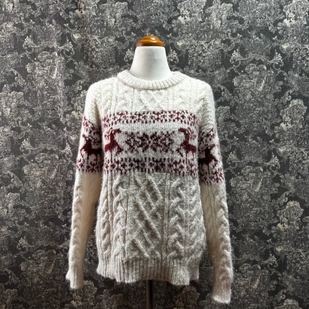 빈티지 화이트 노르딕 니트
