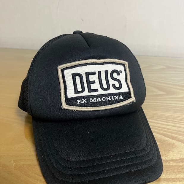 Deus 데우스 볼캡 모자