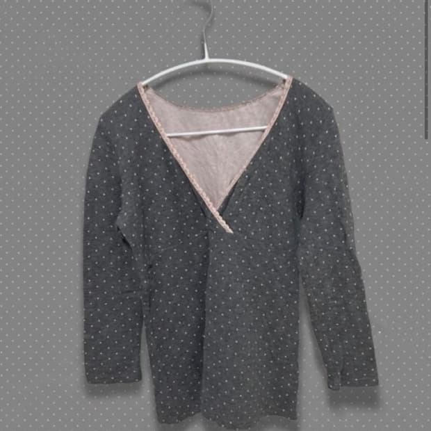 느좋 핑크그레이 도트 롱슬리브