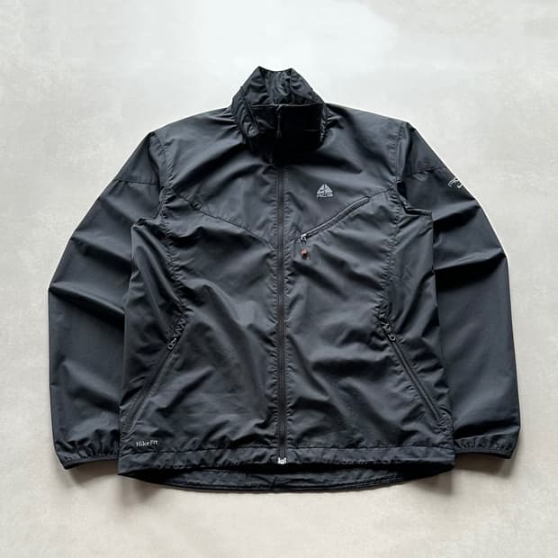 [S-M]나이키 ACG 블랙 바람막이