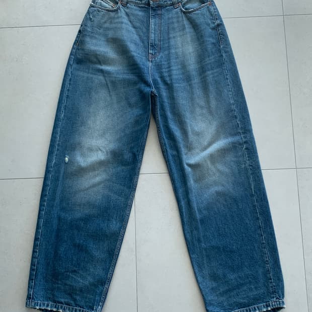 [L] 발렌시아가 풀업 데님 중청