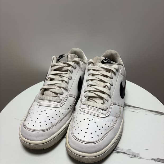 나이키 코트 비전 로우 흰검260mm