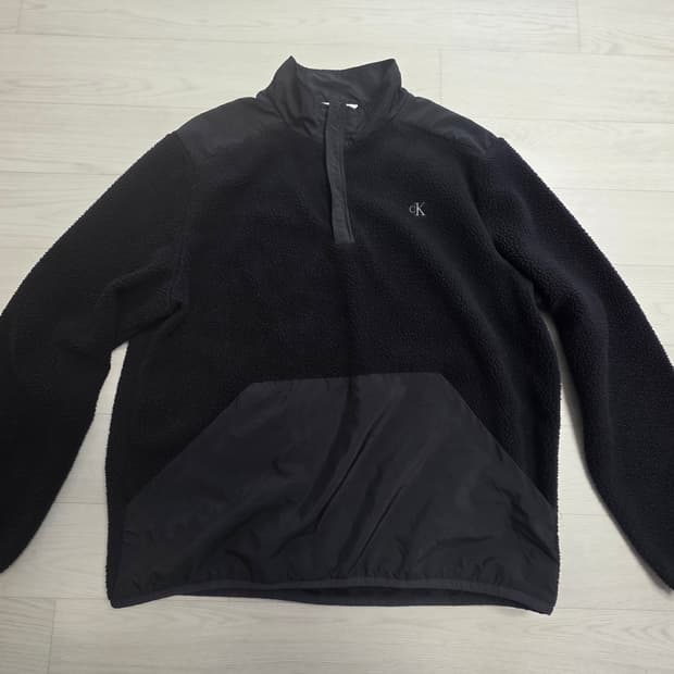 캘빈클라인 뽀글이 반집업 110사이즈