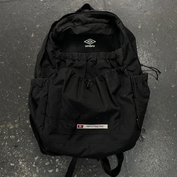 엄브로 유니티 백팩