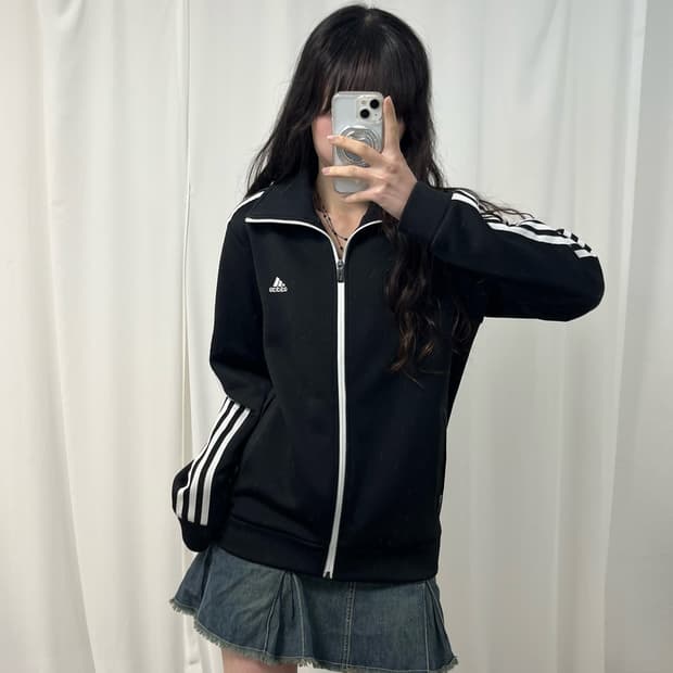 Adidas black jersey