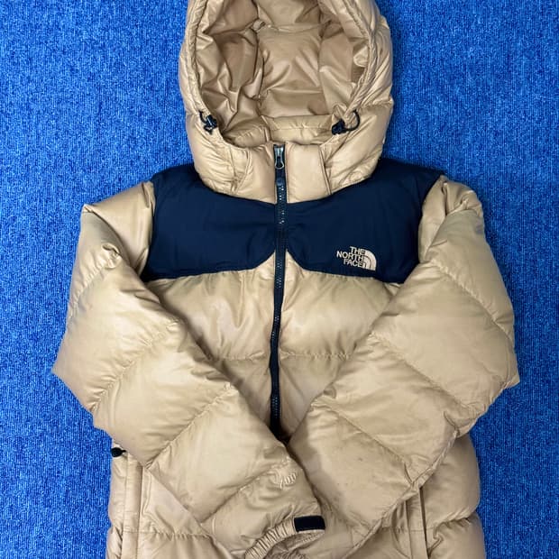 노스페이스700  눕시2 구스패딩